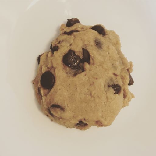 Picture of a homemade chocolate chip cookie