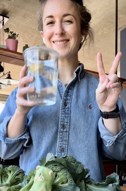 Photo of Anna Titcomb a vegan registered dietitian nutritionist