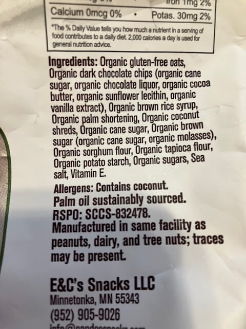ingredients on heavenly hunks organic oatmeal dark chocolate package
